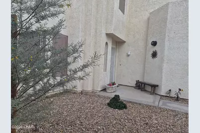 420 Acoma Blvd S #33, Lake Havasu City, AZ 86406 - Photo 2