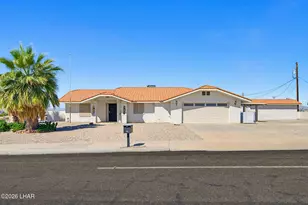 645 Thunderbolt Ave, Lake Havasu City, AZ 86406 - Photo 2