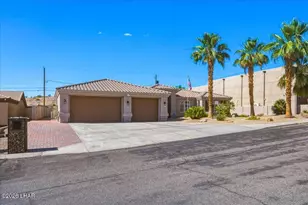 1811 Laramie Dr, Lake Havasu City, AZ 86404 - Photo 2