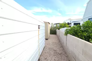 41 N Sagebrush Rd, Quartzsite, AZ 85346 - Photo 30