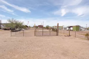 27697 Santa Fe Ave, Bouse, AZ 85325 - Photo 28