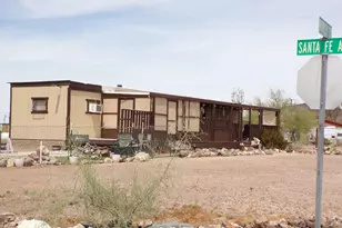 27697 Santa Fe Ave, Bouse, AZ 85325 - Photo 4