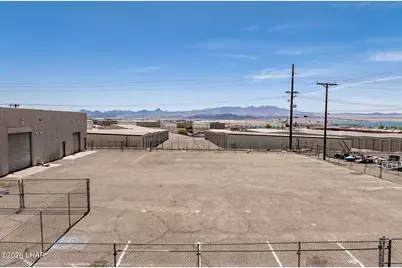 1950 Centers Ave #3, Lake Havasu City, AZ 86403 - Photo 4