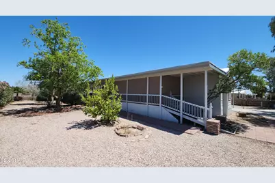 49515 Ruby Ave, Quartzsite, AZ 85346 - Photo 2