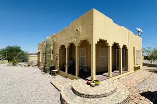 1435 N Moon Mountain Ave, Quartzsite, AZ 85346 - Photo 2