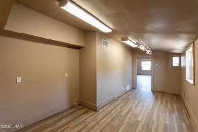310 E Oak St, Kingman, AZ 86401 - Photo 22