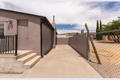 310 E Oak St, Kingman, AZ 86401 - Photo 34