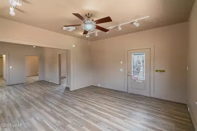 310 E Oak St, Kingman, AZ 86401 - Photo 10