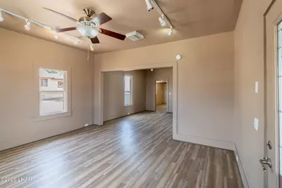 310 E Oak St, Kingman, AZ 86401 - Photo 8