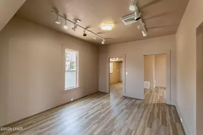 310 E Oak St, Kingman, AZ 86401 - Photo 12