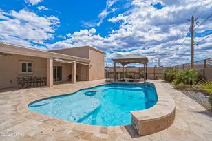 1011 Rolling Hills Dr, Lake Havasu City, AZ 86406 - Photo 2