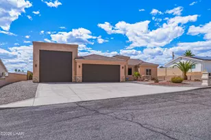 1011 Rolling Hills Dr, Lake Havasu City, AZ 86406 - Photo 4