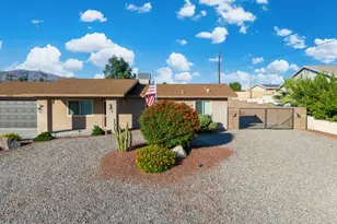 1480 Blackfoot Ln N, Lake Havasu City, AZ 86406 - Photo 2