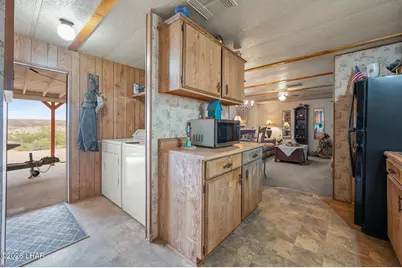12531 S Apache Pkwy, Golden Shores, AZ 86436 - Photo 22