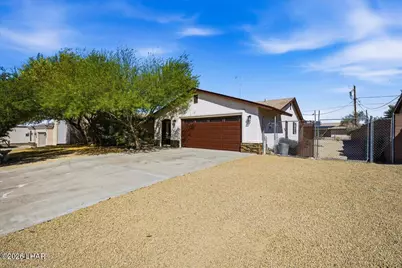 1691 Emerald Dr, Lake Havasu City, AZ 86403 - Photo 1