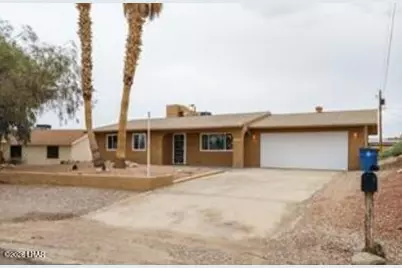 2225 Atlantic Dr, Lake Havasu City, AZ 86404 - Photo 2
