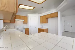 2375 Swift Dr, Lake Havasu City, AZ 86404 - Photo 8