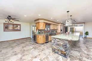 857 Manor Dr, Lake Havasu City, AZ 86403 - Photo 10