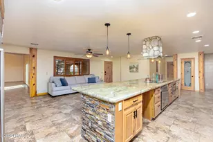 857 Manor Dr, Lake Havasu City, AZ 86403 - Photo 8
