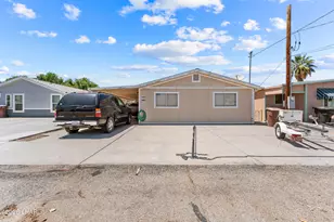 256 E Riverfront Dr, Parker, AZ 85344 - Photo 8