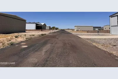 65296 Bonanza Ln, Salome, AZ 85348 - Photo 4