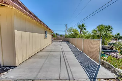 2231 Fremont Dr, Lake Havasu City, AZ 86406 - Photo 4