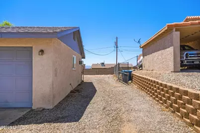 921 McCulloch Blvd S, Lake Havasu City, AZ 86406 - Photo 2