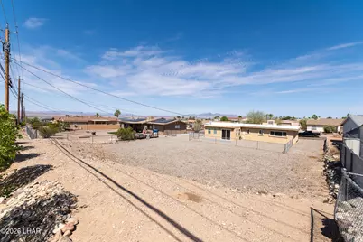 2930 Bluewater Dr, Lake Havasu City, AZ 86403 - Photo 34
