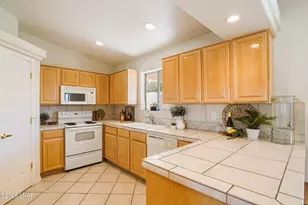 3360 El Toro Dr, Lake Havasu City, AZ 86406 - Photo 10