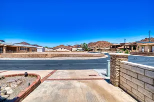 36858 Trout Ln, Parker, AZ 85344 - Photo 12