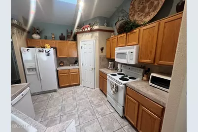 1311 Aviation Dr, Lake Havasu City, AZ 86404 - Photo 10