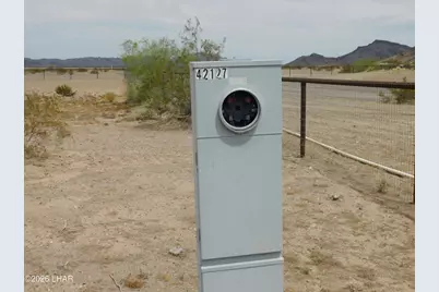 42127 Harms Way, Salome, AZ 85348 - Photo 6