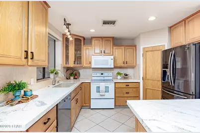560 Hagen Dr, Lake Havasu City, AZ 86406 - Photo 14