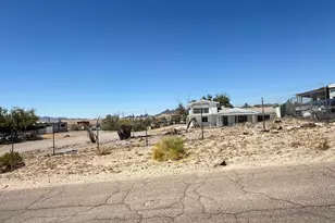 1016 Vista Dr, Lake Havasu City, AZ 86404 - Photo 8
