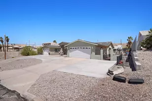 2775 Briarcrest Dr, Lake Havasu City, AZ 86404 - Photo 4