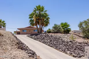 2130 Wallapai Dr, Lake Havasu City, AZ 86403 - Photo 2
