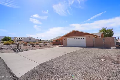 2420 Mandalay Dr, Lake Havasu City, AZ 86404 - Photo 2