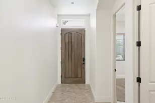 678 Grand Island Dr, Lake Havasu City, AZ 86403 - Photo 4