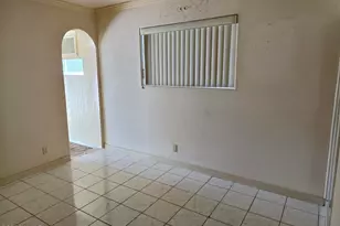 246 Smoketree Ave S, Lake Havasu City, AZ 86403 - Photo 14