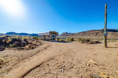 3084 W Mazatzal Dr, Golden Valley, AZ 86413 - Photo 4
