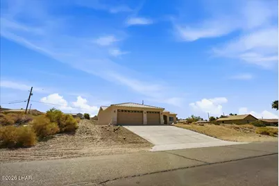 3244 Sheik Dr, Lake Havasu City, AZ 86404 - Photo 2