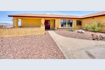 2557 Fannin Dr, Lake Havasu City, AZ 86403 - Photo 2