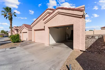 1650 S Smoketree Ave S #204, Lake Havasu City, AZ 86403 - Photo 2
