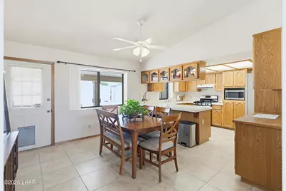 2701 Rainbow Ave N, Lake Havasu City, AZ 86403 - Photo 12