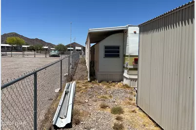 825 S Connor Ln, Quartzsite, AZ 85346 - Photo 10