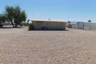 691 W Comanche Dr, Quartzsite, AZ 85346 - Photo 6
