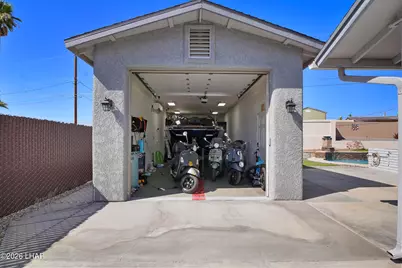2261 Sahara Dr, Lake Havasu City, AZ 86403 - Photo 36