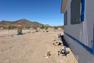 776 W Granada Dr, Quartzsite, AZ 85346 - Photo 4