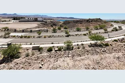 2450 Riviera Rdg Ct E, Lake Havasu City, AZ 86406 - Photo 8