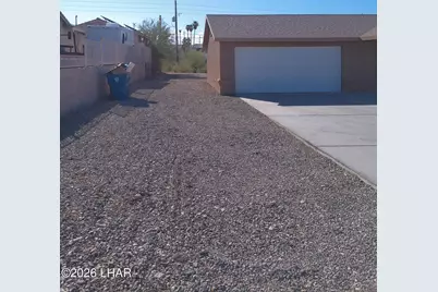 3128 Jamaica Blvd S, Lake Havasu City, AZ 86406 - Photo 2